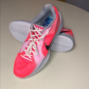 Nike Sabrina 2